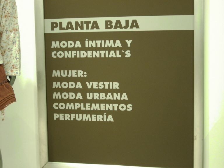 Sfera Confidential's-01b (Sevilla), 2005-02-19